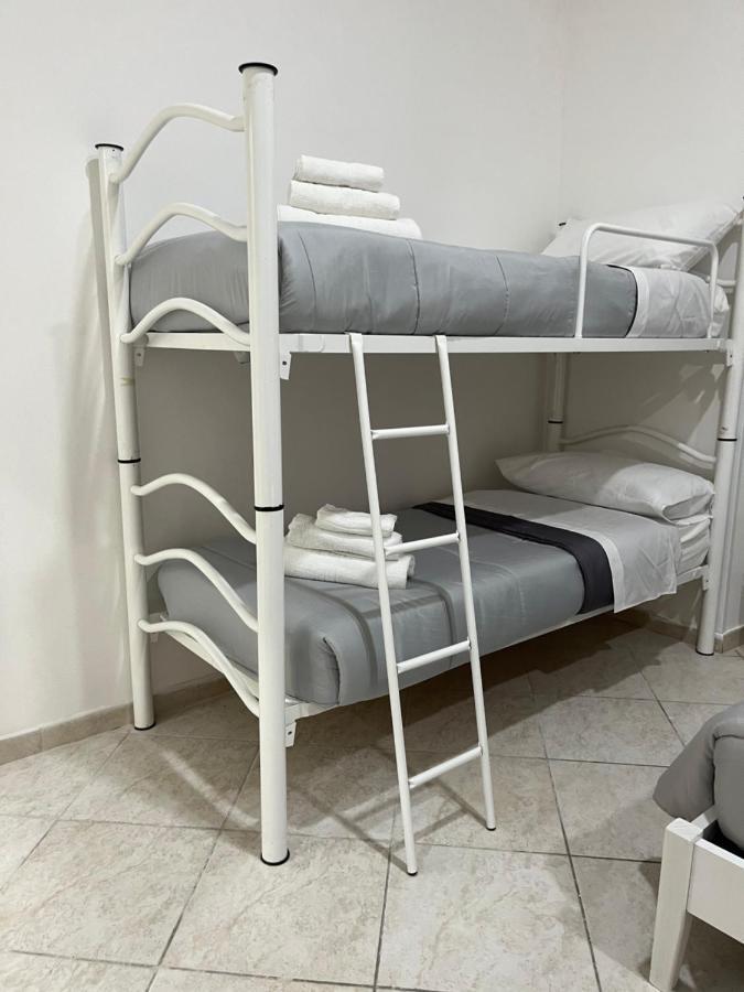 La Svolta Rooms Napoli Esterno foto